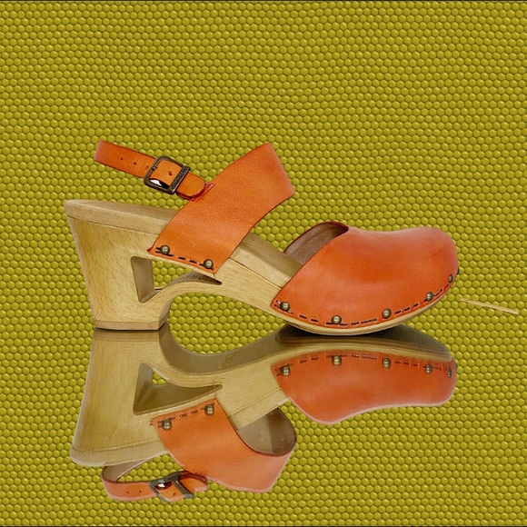 orange clogs